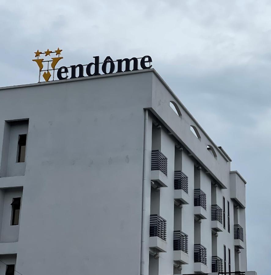 Hotel Vendome ドゥアラ エクステリア 写真